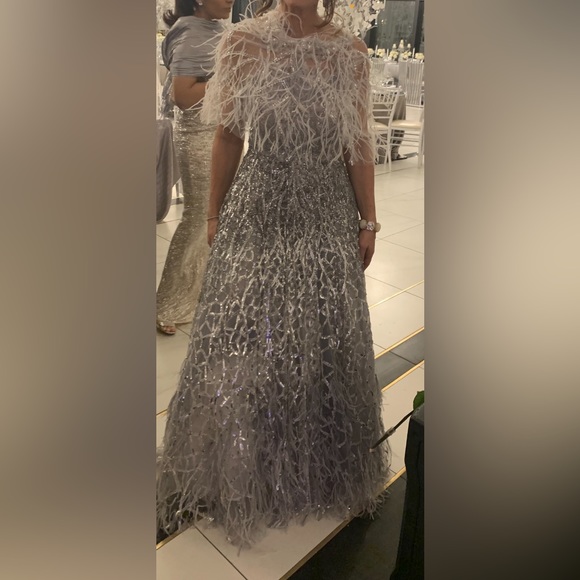 Pamela Roland evening gowns - Picture 2 of 3